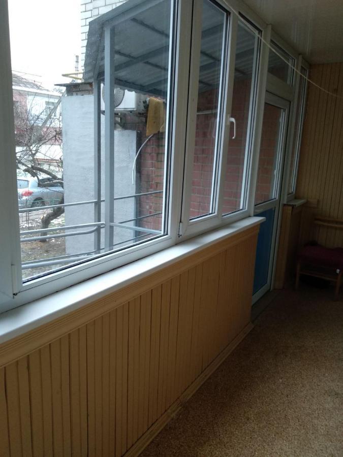 4-X Apartments Center Wi-Fi С 3-Мя Спальнями 95М2 TTchernihiv Extérieur photo